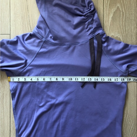Nike Pro Hyperwarm Dri-Fit Mock Turtleneck Training Top in Lavender Size L - Picture 2 of 13